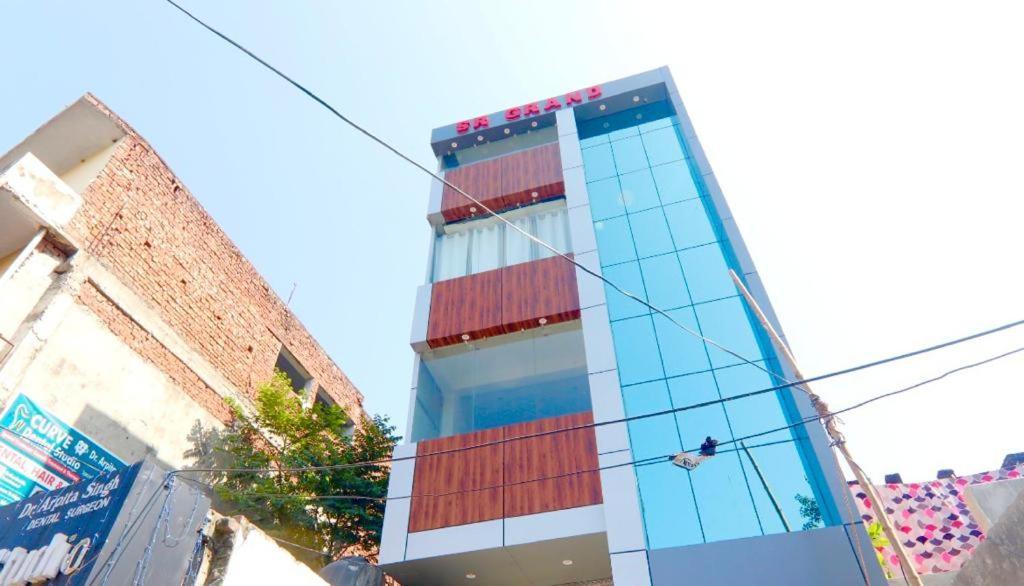 Hotel Sr Grand Gorakhpur Exterior foto